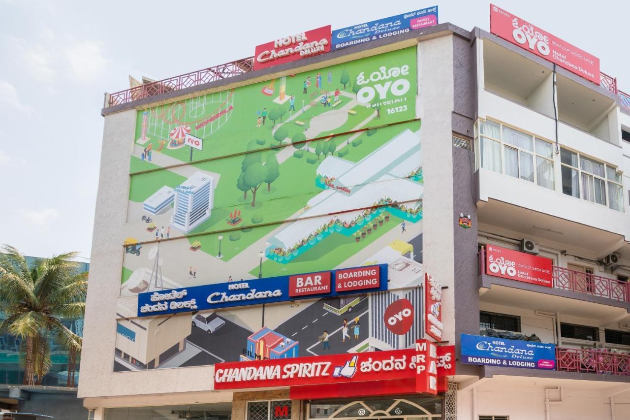 Oyo 16123 Chandana Deluxe Bangalore Exteriör bild